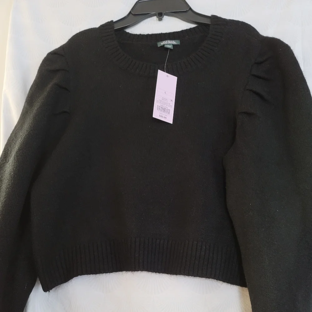 Sweater - Picture 3 of 8